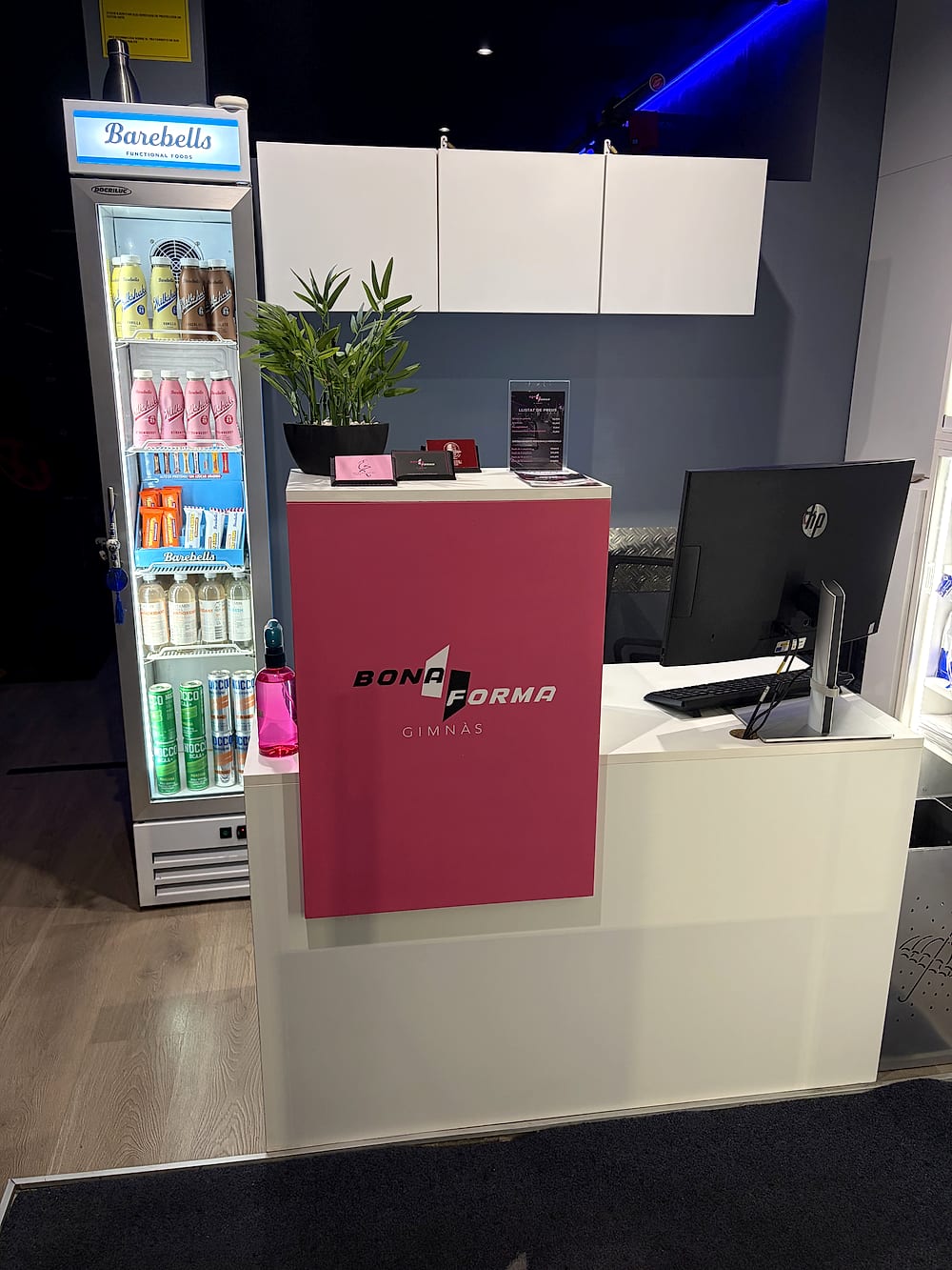 Recepción de Bona Forma Gimnàs